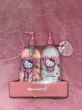 hello kitty hand and lotion set